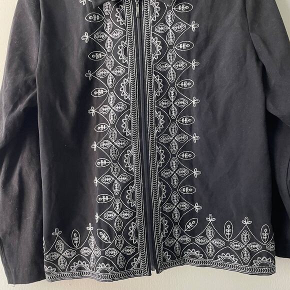Bon Worth Black Long Sleeve White Floral Embroidery Zip Up Collared Jacket - MP - Picture 7 of 11